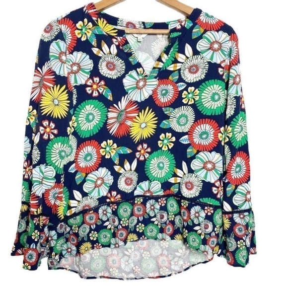 Crown & Ivy Petite Floral Blouse - Picture 2 of 6